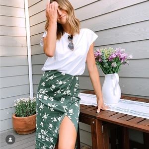 Green floral silky skirt with slit